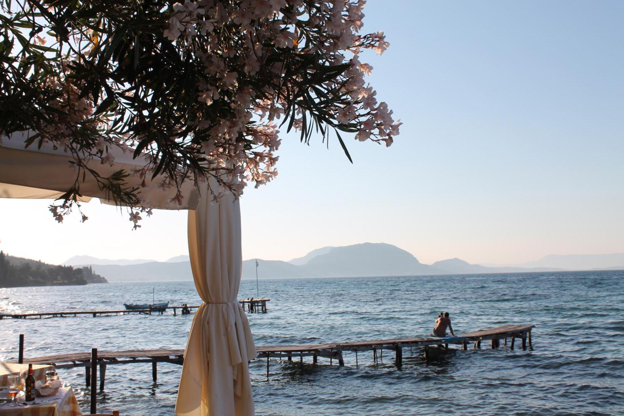 Отель Theama Corfu Маратиас Экстерьер фото